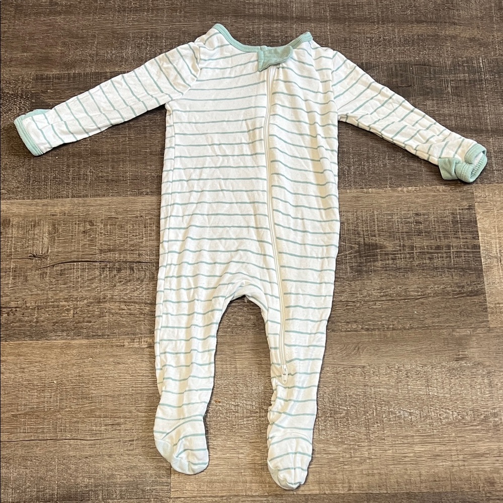 Cloud Island White and Green Striped Footie